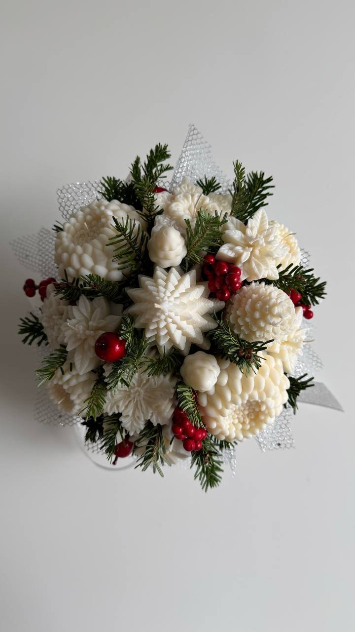 Ozdobny box na święta – zestaw świec bożonarodzeniowych