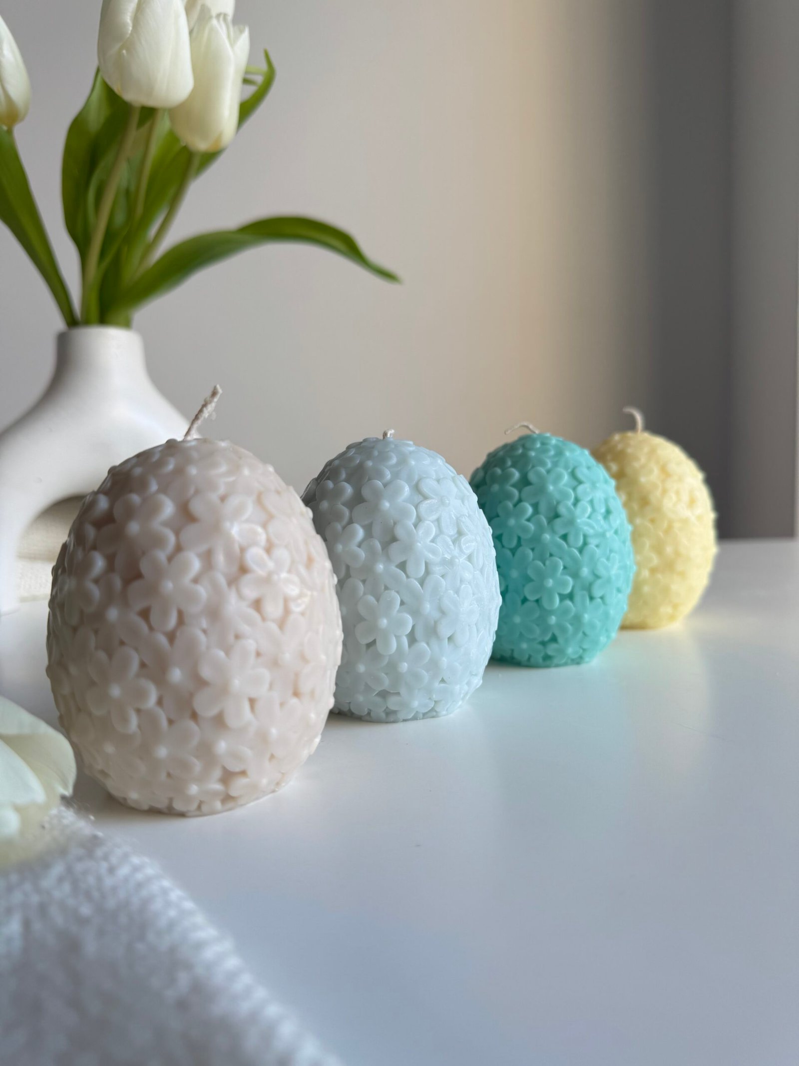 Jajko w Kwiaty – wolnostojąca sojowa świeca wielkanocna