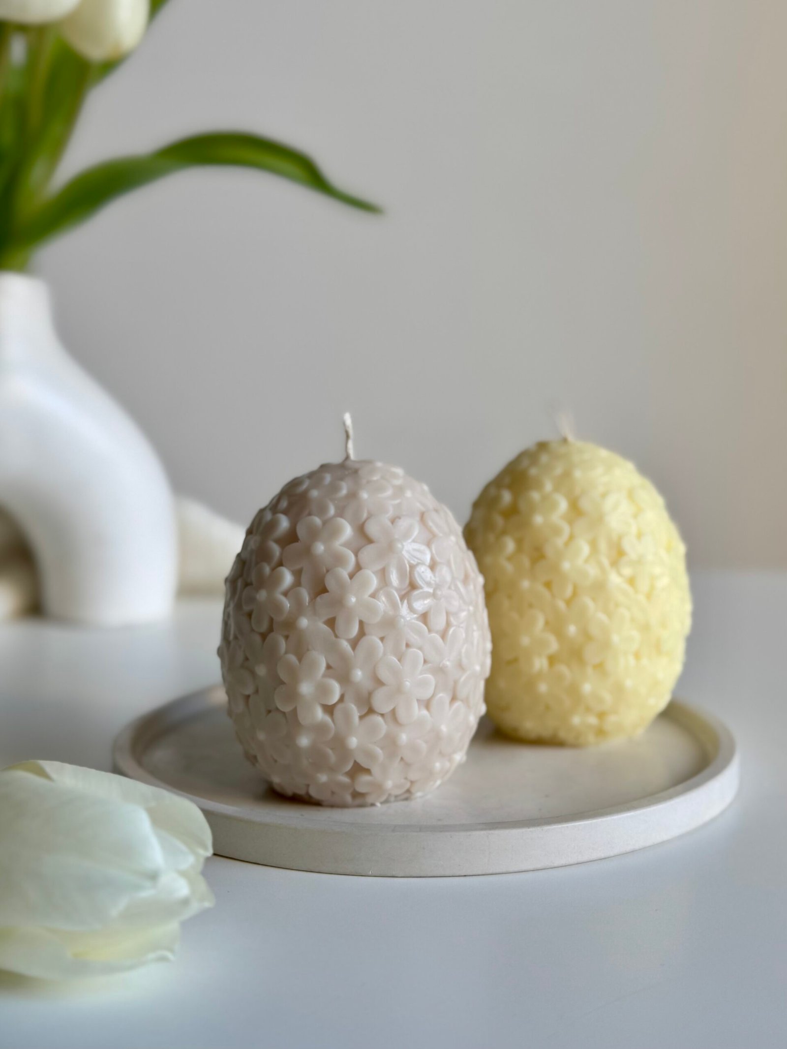 Jajko w Kwiaty – wolnostojąca sojowa świeca wielkanocna - obrazek 4