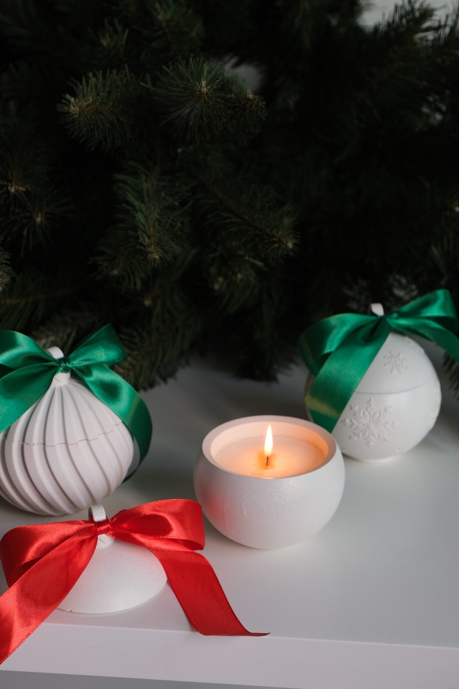 Świece w gipsowych pojemnikach — warianty