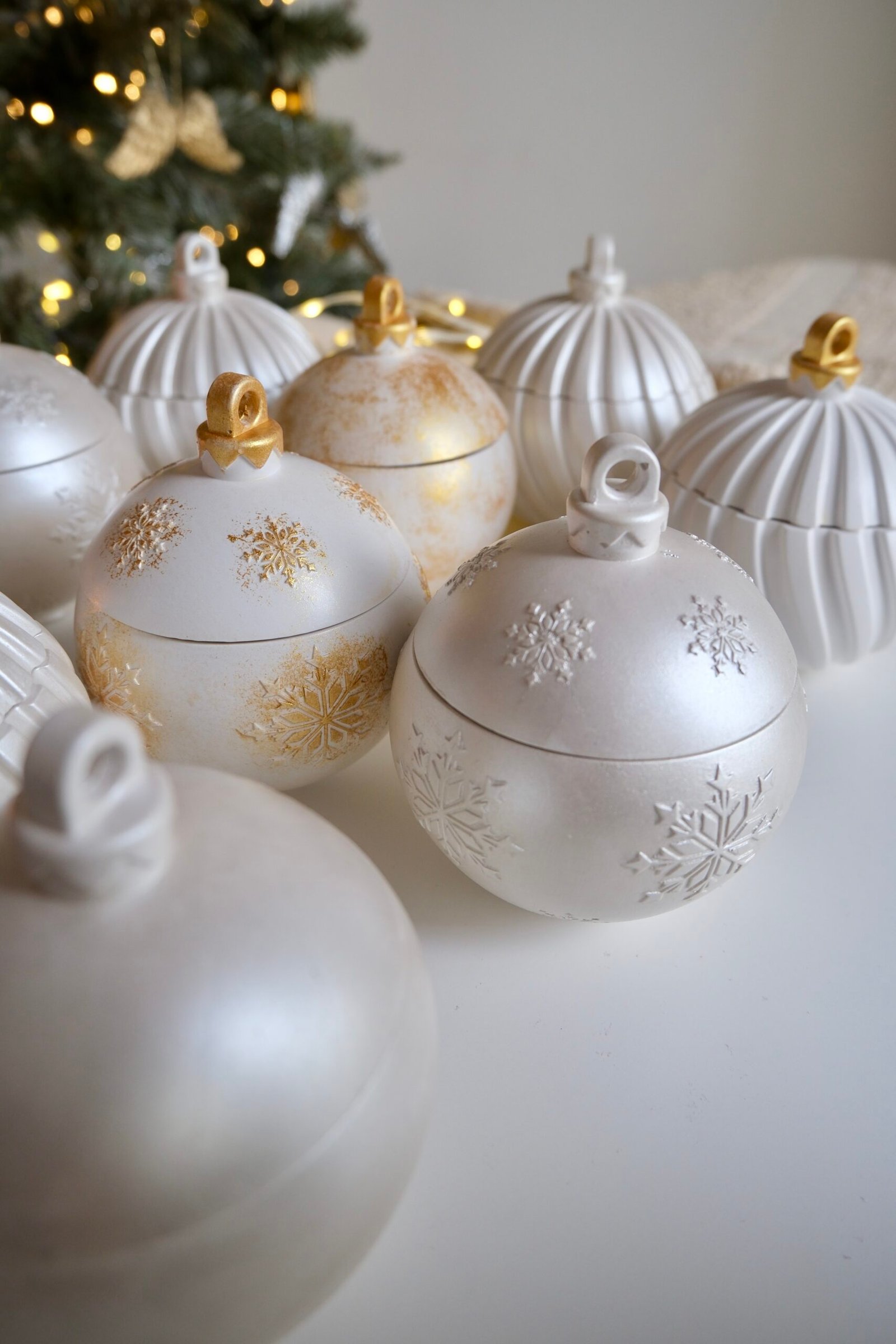 Bombki świąteczne na prezent perłowe - ręcznie malowane - obrazek 6