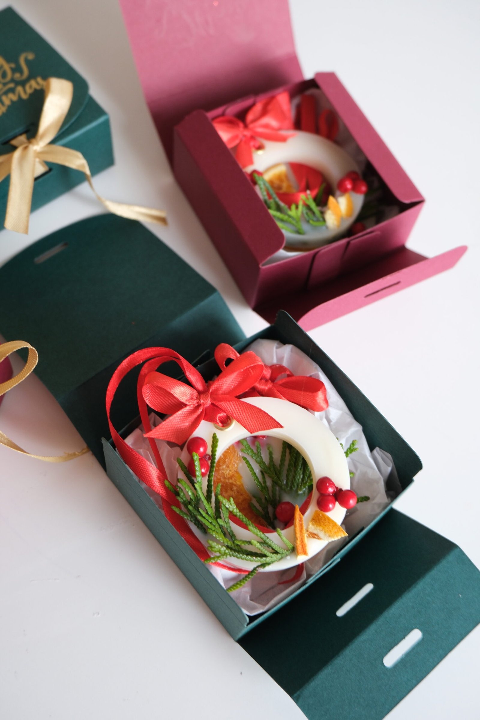 Zestaw zawieszek zapachowych z wosku sojowego – pomysł na prezent świąteczny - obrazek 7