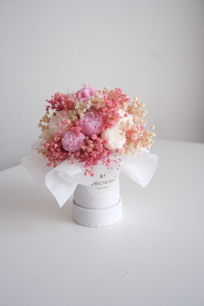 Mini Flower Box Biało-Różowy – Kwiaty, Które Nigdy Nie Zwiędną