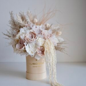 Prezent Ślubny dla Rodziców – Flower Box Beżowy ze Świec Sojowych Premium